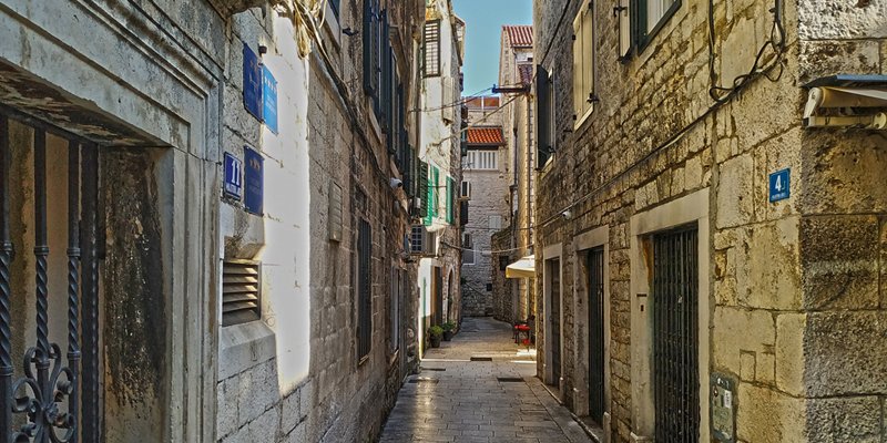 Majstora Jurja Street is one of the prettiest sights in the Old Town.